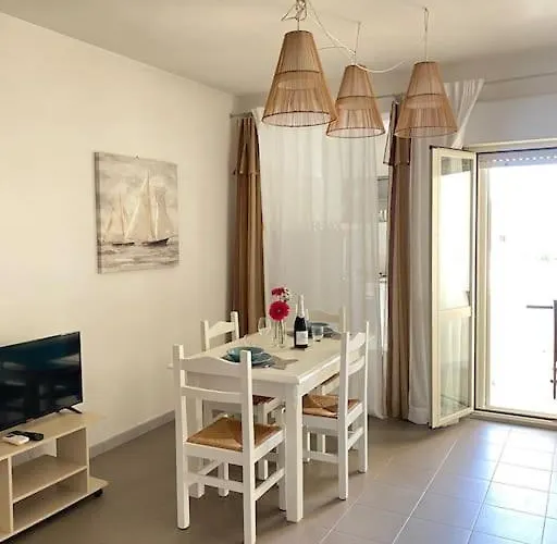 Sole Di Carla- Sul Mare 公寓 *